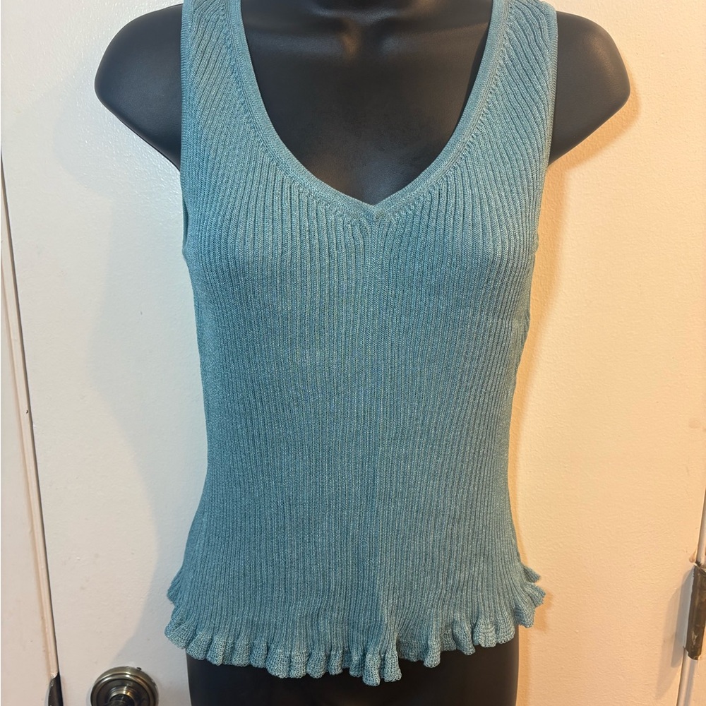 Finity Studio Sleeveless Knit Top With Ruffle Hem Size Small - Picture 2 of 11